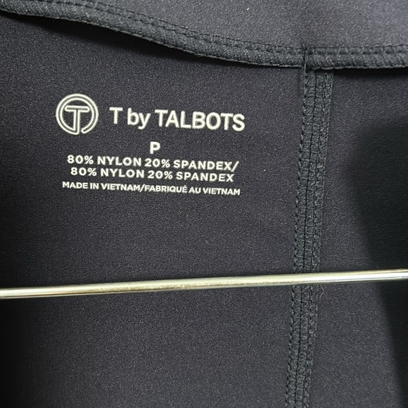 PERFORMANCE INTERLOCK MOCKNECK JACKET size P- gently used - Picture 11 of 16